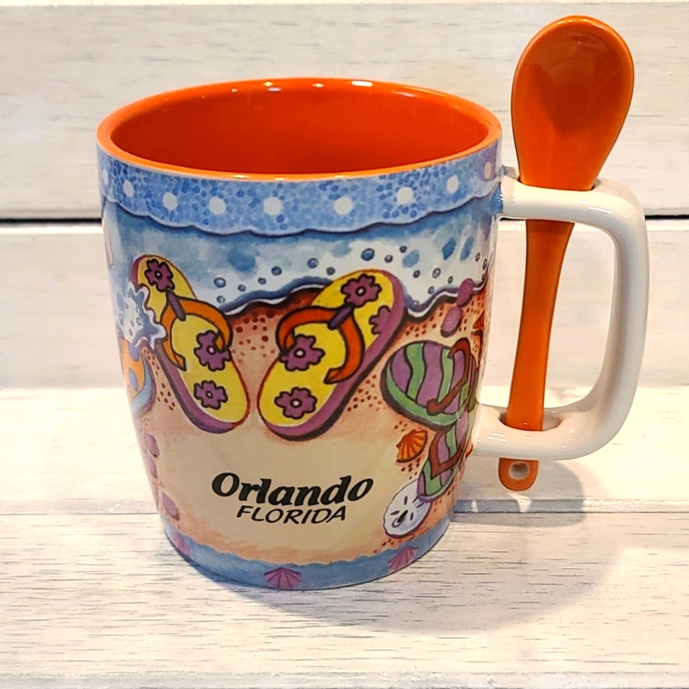 BEACHY CERAMIC MUG & SPOON from Orlando Florida NWT